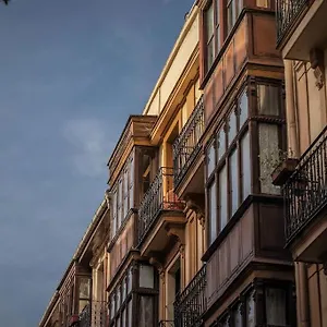 https://piso-diseo-deluxe-casco-viejo-entrada-autonoma-y-ascensor.basquecountryhotels.org